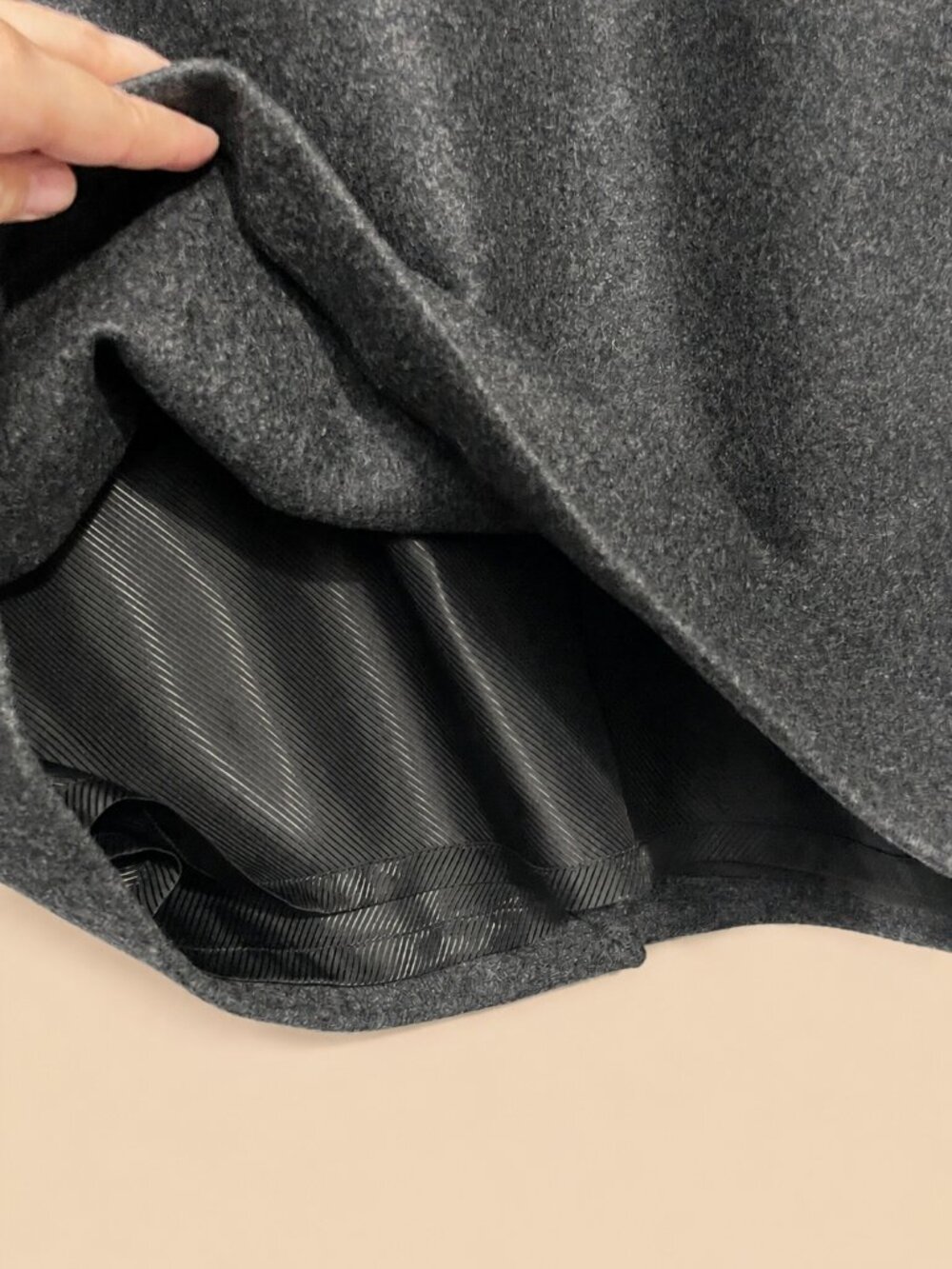 Dolce & Gabbana Brand New 100% Virgin Wool Mid Length Skirt EU46 Size - Picture 7 of 9